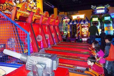 普通人开设电玩城 机遇、挑战与合规之路